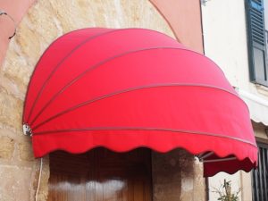 The Best Retractable Awnings